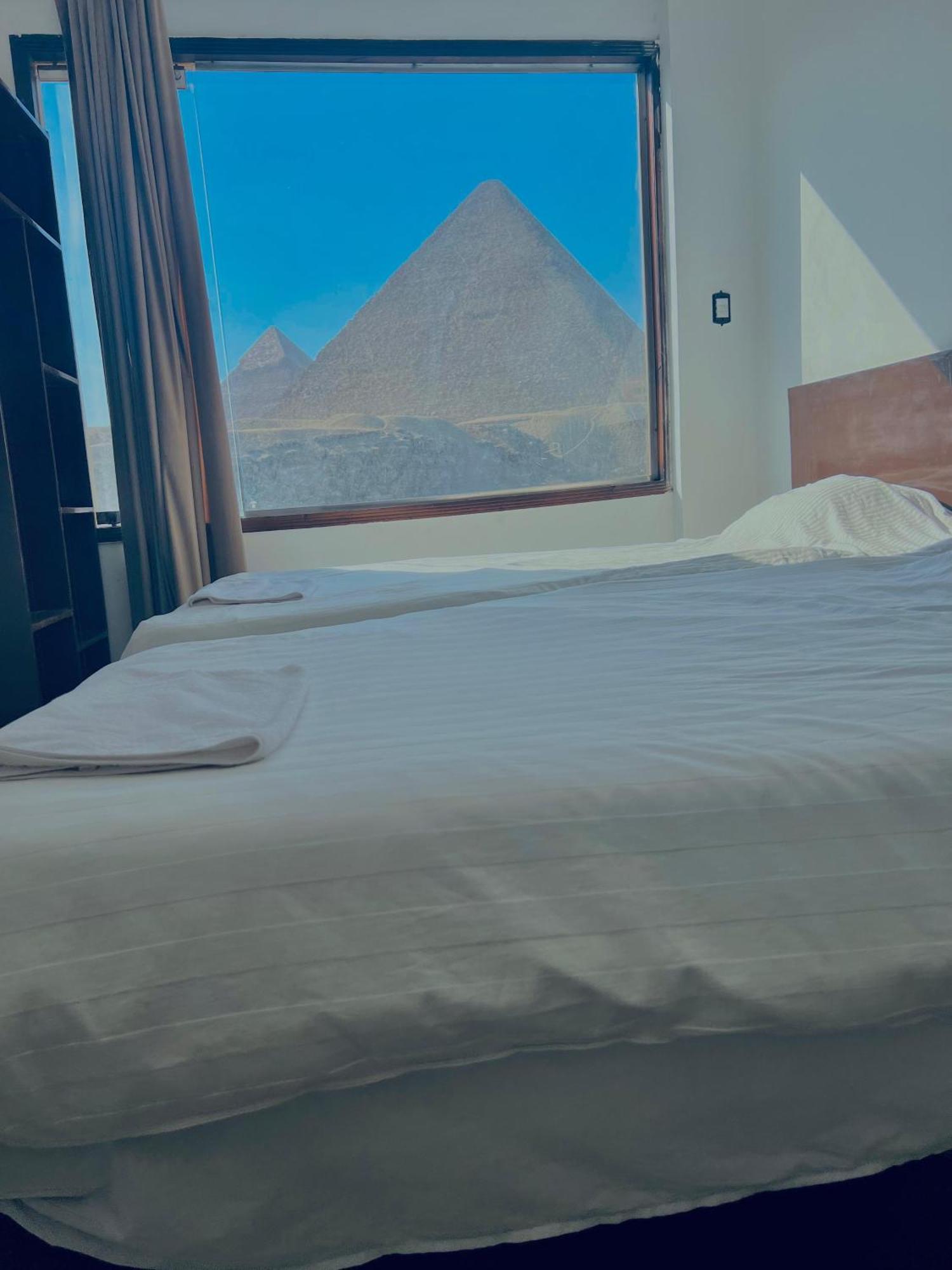 New Asia Pyramids View Kafret el-Gabal Extérieur photo