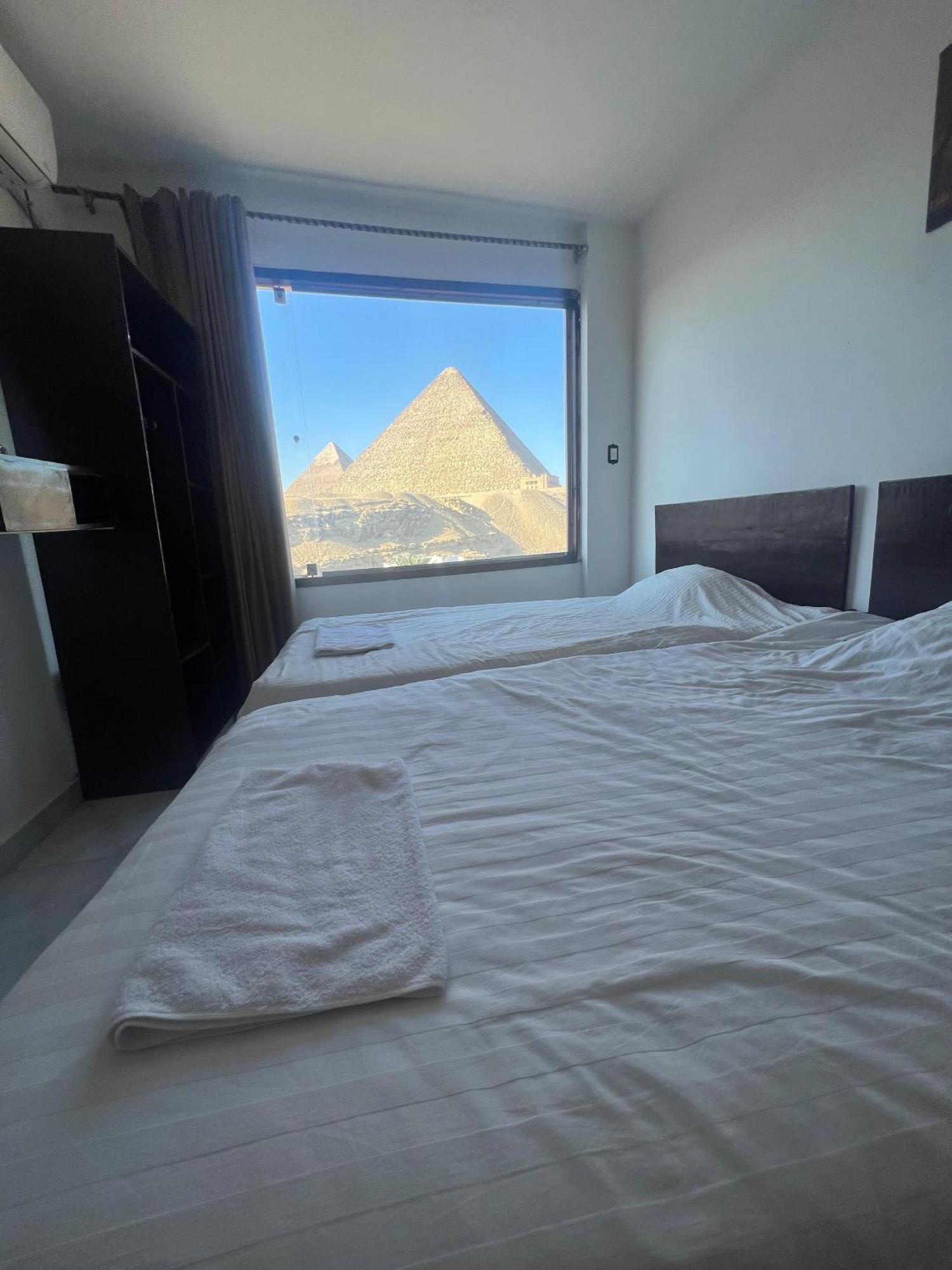 New Asia Pyramids View Kafret el-Gabal Extérieur photo