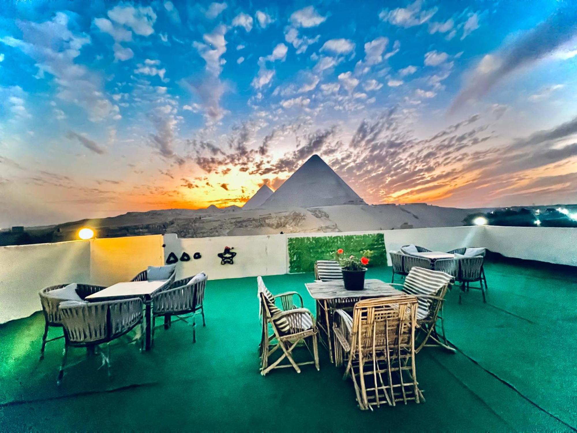 New Asia Pyramids View Kafret el-Gabal Extérieur photo